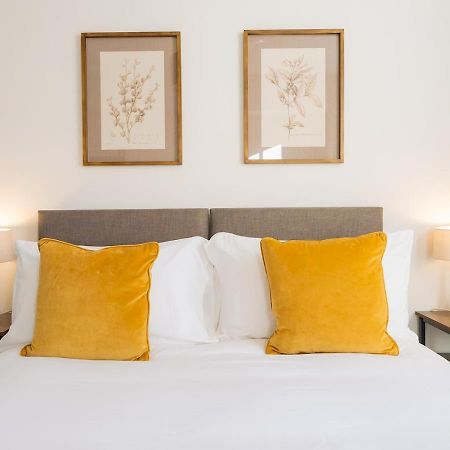 Appartement Pass The Keys Stunning 2 Bed Retreat In The Heart Of Bath Extérieur photo