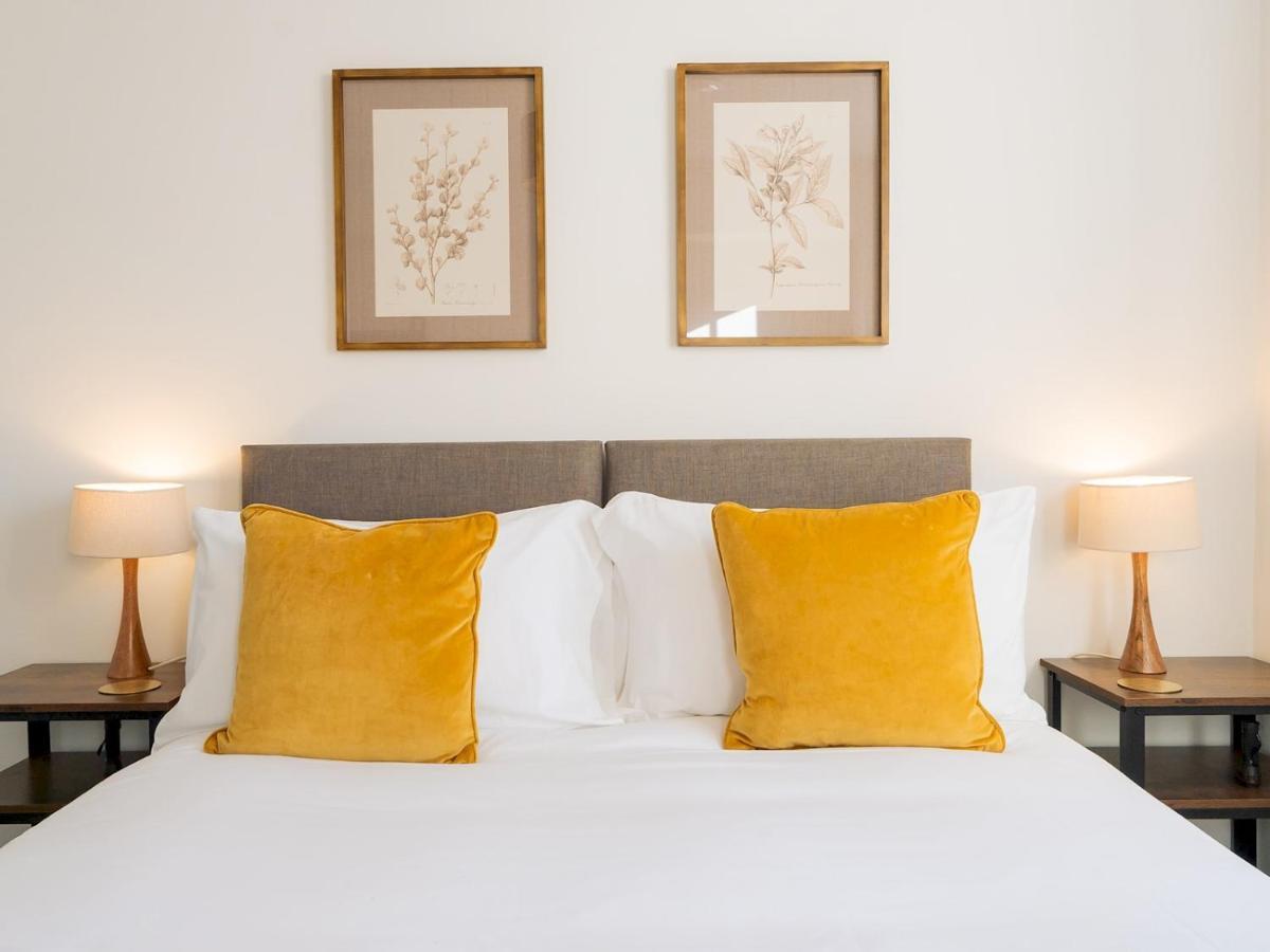 Appartement Pass The Keys Stunning 2 Bed Retreat In The Heart Of Bath Extérieur photo