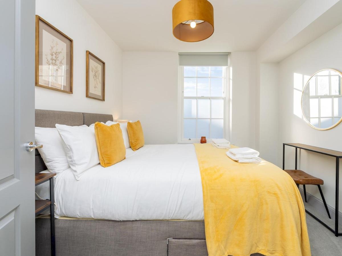 Appartement Pass The Keys Stunning 2 Bed Retreat In The Heart Of Bath Extérieur photo